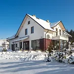 Апартаменты U Harrego I Przy Stawie Z Klimatyzacja, Balia, Sauna, Ogrodem I Parkingiem *