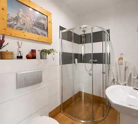 U Harrego I Przy Stawie Z Klimatyzacja, Balia, Sauna, Ogrodem I Parkingiem Apartamento