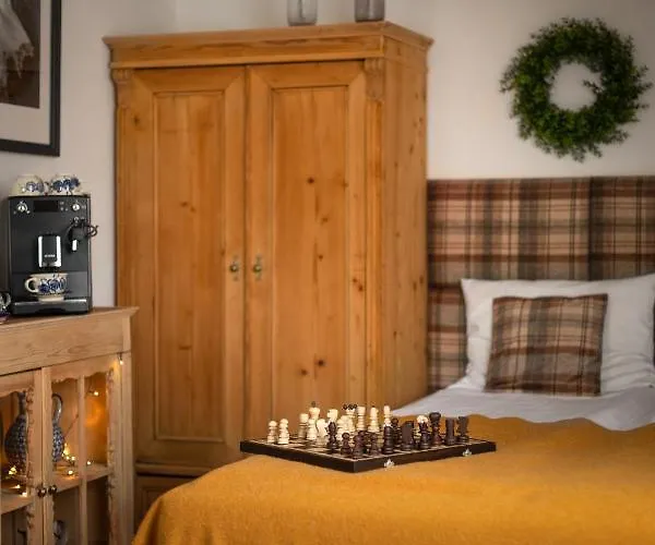 U Harrego I Przy Stawie Z Klimatyzacja, Balia, Sauna, Ogrodem I Parkingiem Apartmán