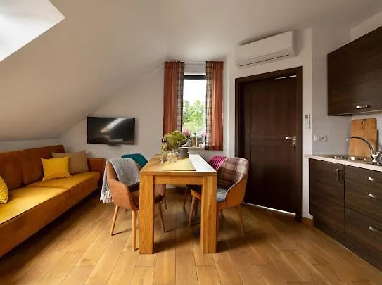 U Harrego I Przy Stawie Z Klimatyzacja, Balia, Sauna, Ogrodem I Parkingiem Lejlighed Kudowa-Zdrój