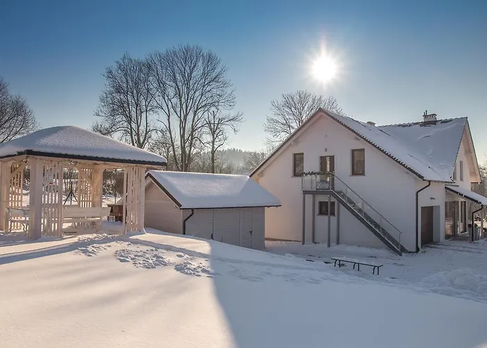 U Harrego I Przy Stawie Z Klimatyzacja, Balia, Sauna, Ogrodem I Parkingiem Kudowa-Zdrój